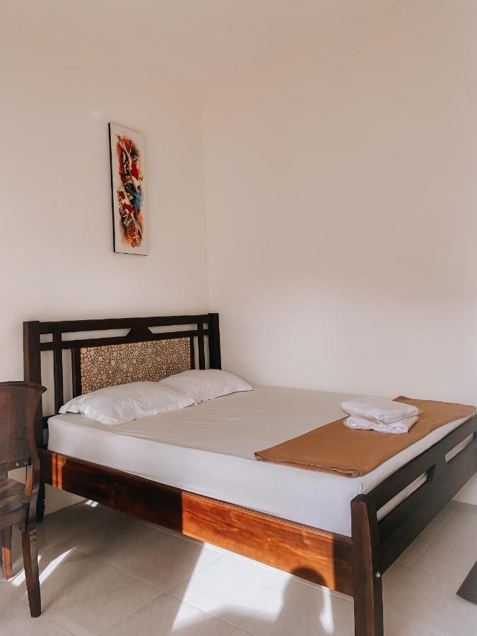 Tropical Paradiso Homestay บันยูวังงี ภายนอก รูปภาพ