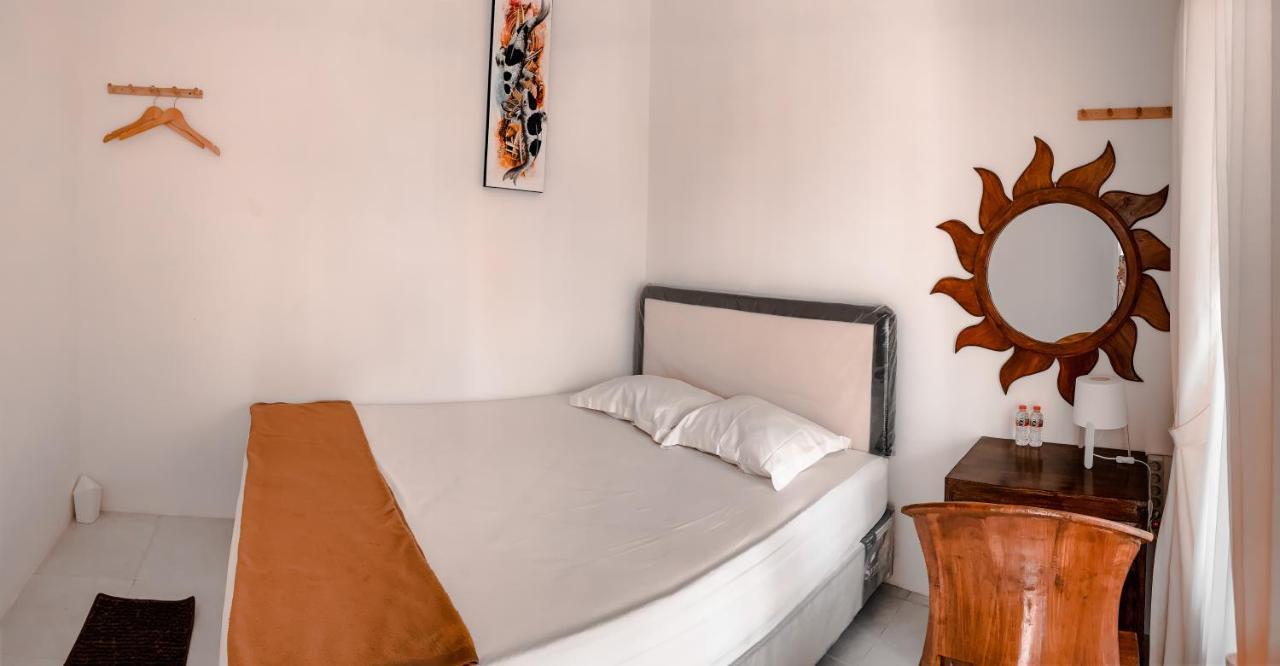 Tropical Paradiso Homestay บันยูวังงี ภายนอก รูปภาพ